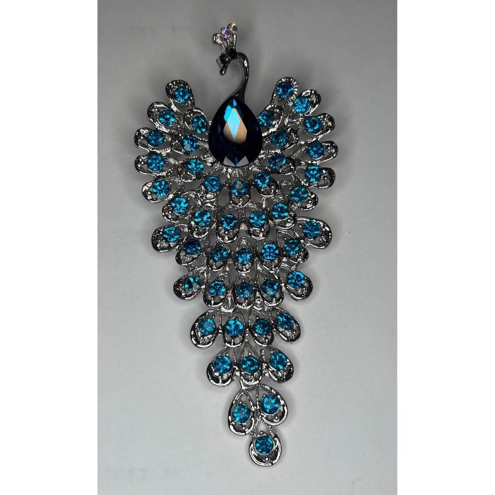 Sparkly Crystal Rhinestone Peacock Brooch Elegant Statement Pin Silver Tone 4"